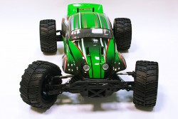 Радиоуправляемая автомодель Tornado с кузовом Beetle полный комплект AP08G